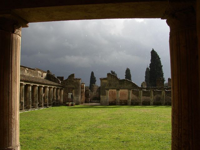 pompeii-421367_1280
